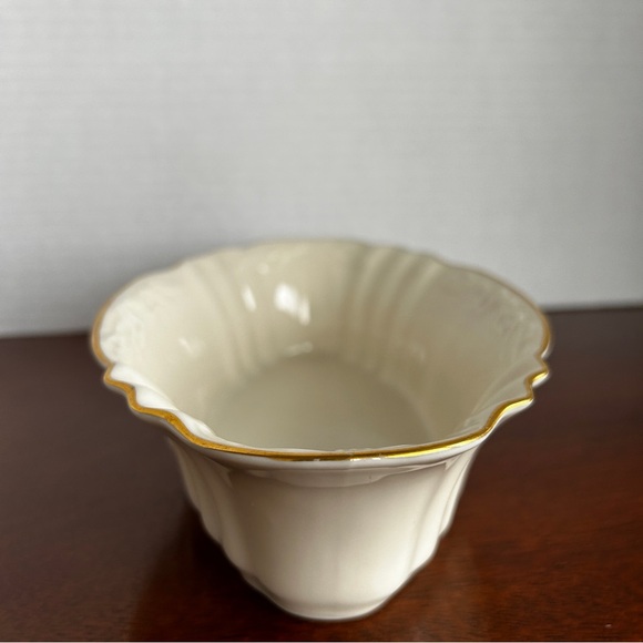 Vintage Lenox 8 3/4" China Harvest Server Bowl - Picture 6 of 9